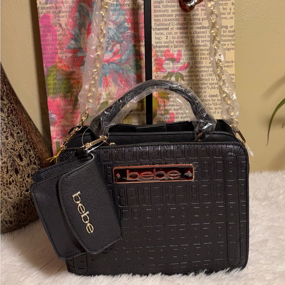 Bebe “Thea” Satchel w/card/money case NWT